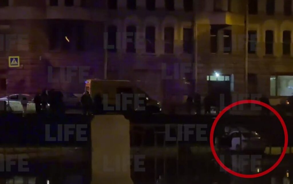 Фото 33 — зрыв на улице Челябинска: есть пострадавшие