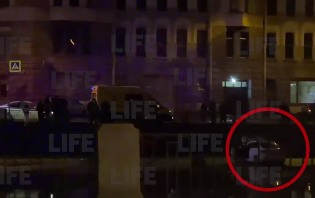 Фото 33 — зрыв на улице Челябинска: есть пострадавшие