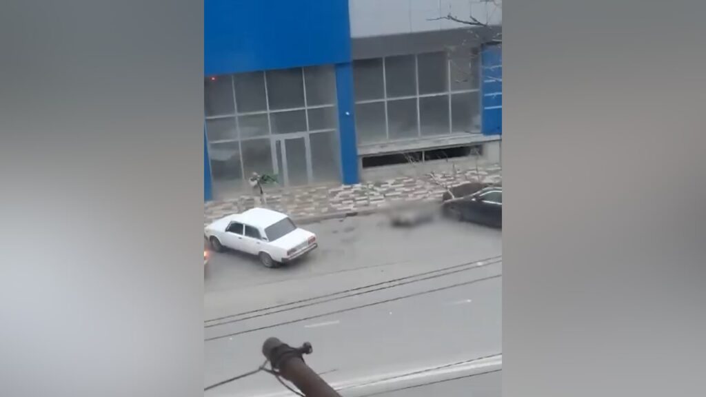 Фото 53 — зрыв на улице Челябинска: есть пострадавшие