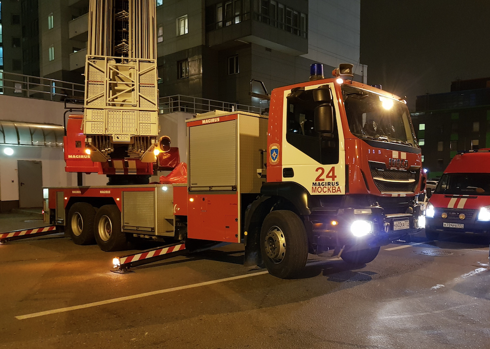 Фото 66 — Пожар в Москве: пять человек пострадали
